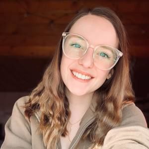 Meet your Posher, Chloé